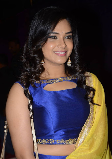 Television Actress Hari Teja In Blue Dress At Zee Telugu Apsara Awards 56